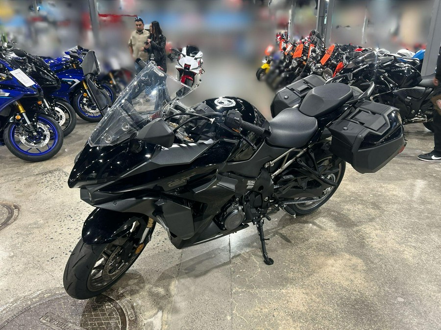 2024 Suzuki GSX-S1000GT+