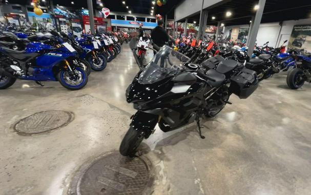 2024 Suzuki GSX-S1000GT+