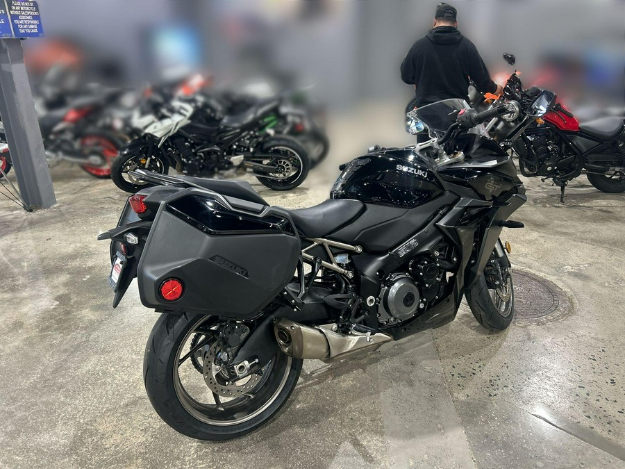 2024 Suzuki GSX-S1000GT+