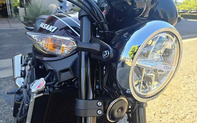 2025 Kawasaki Z900RS ABS