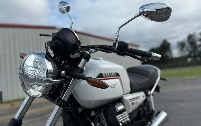 2027 Moto Guzzi V7 Special