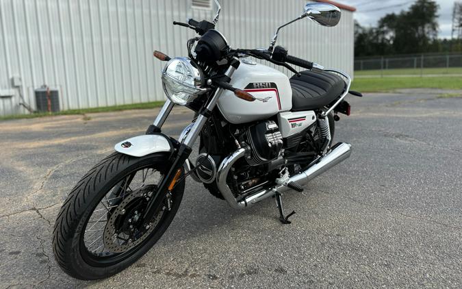 2027 Moto Guzzi V7 Special