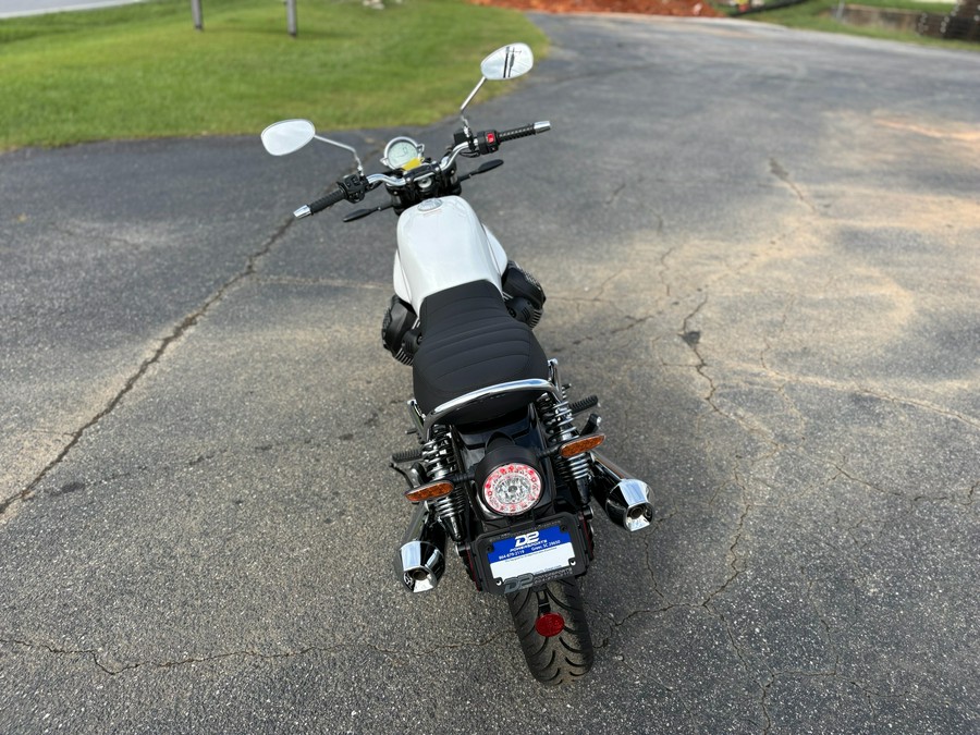 2027 Moto Guzzi V7 Special