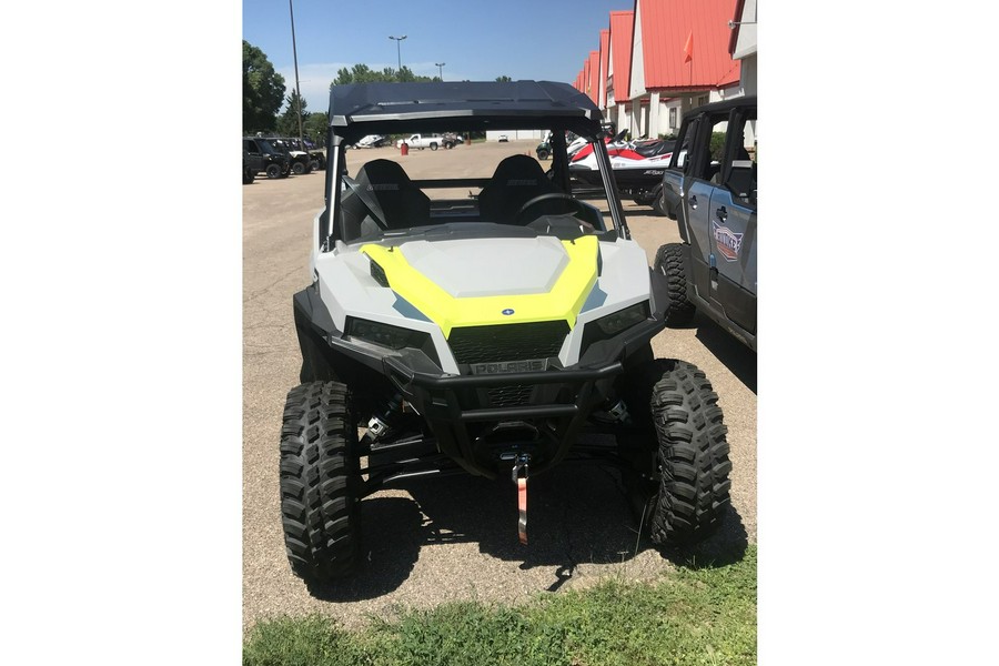 2024 Polaris Industries GENERAL XP 1000 Sport