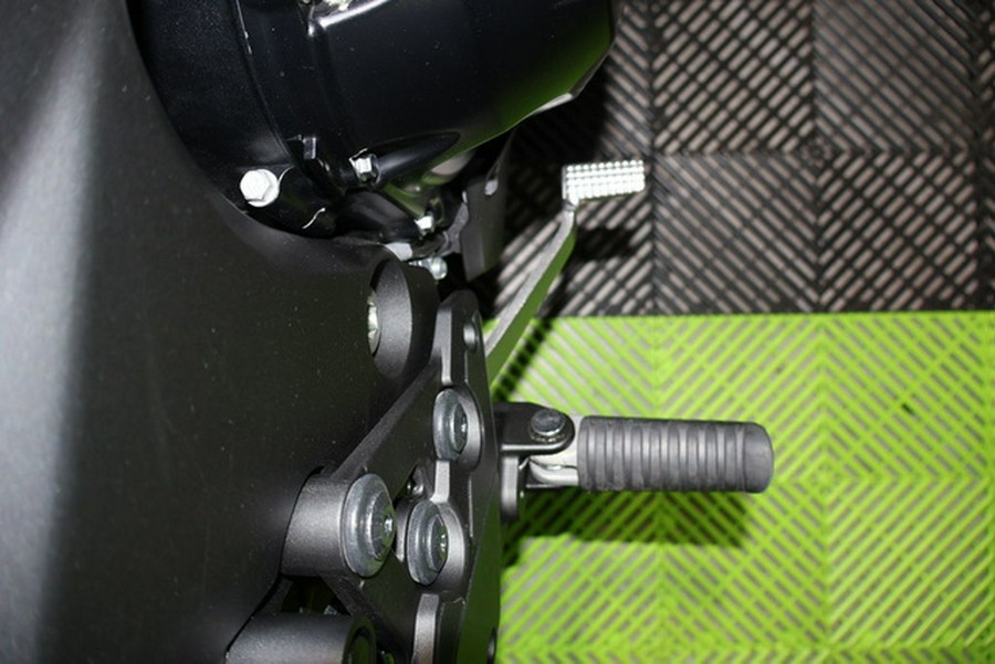 2025 Kawasaki Versys 1100 SE LT ABS