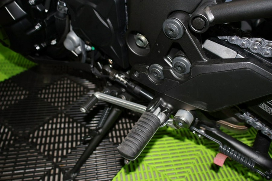 2025 Kawasaki Versys 1100 SE LT ABS