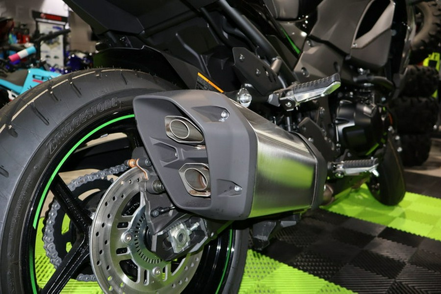 2025 Kawasaki Versys 1100 SE LT ABS