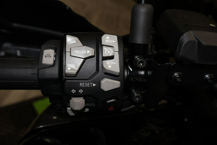 2025 Kawasaki Versys 1100 SE LT ABS