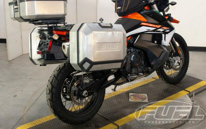 2021 KTM Adventure 890 R