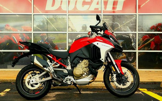 2024 Ducati Multistrada V4 S Travel & Radar Red