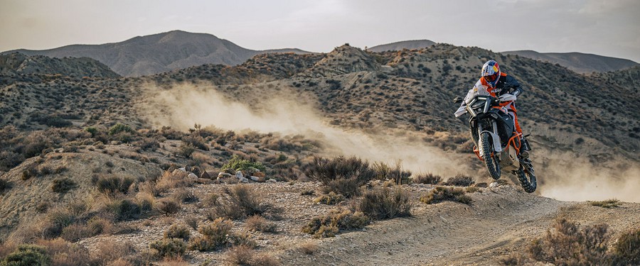 2026 KTM 1390 Super Adventure R