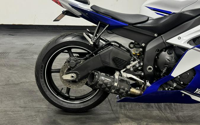 2014 YAMAHA YZF- R6
