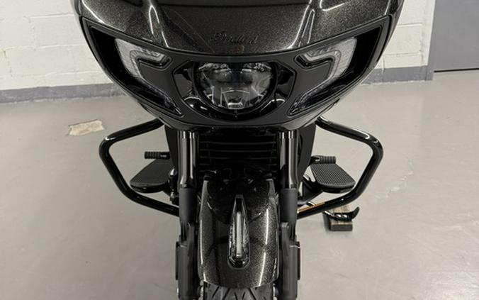 2026 Indian CHALLENGER DARK HORSE 112 W/ Powerband
