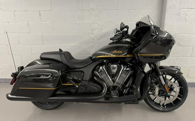 2026 Indian CHALLENGER DARK HORSE 112 W/ Powerband