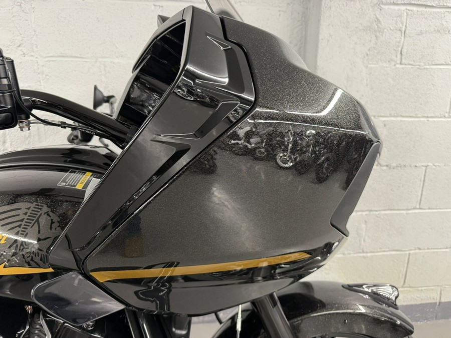 2026 Indian CHALLENGER DARK HORSE 112 W/ Powerband