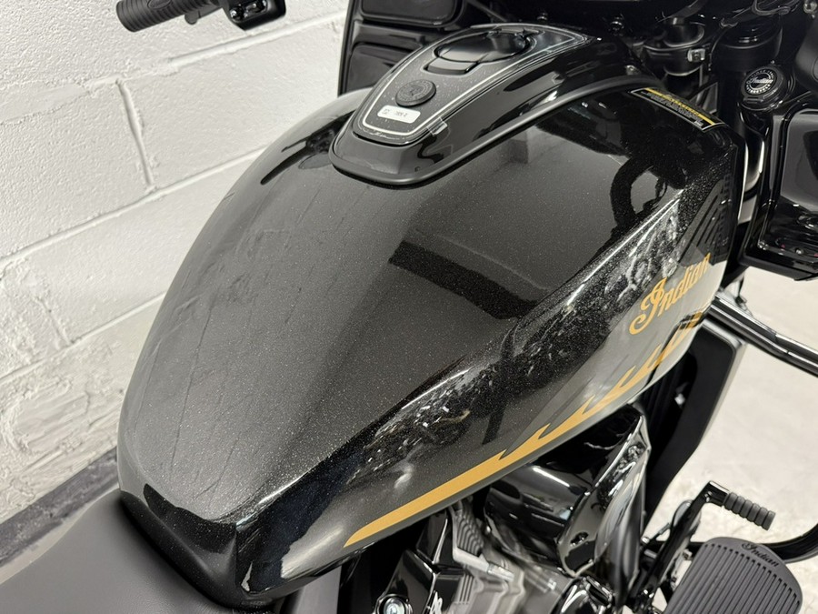 2026 Indian CHALLENGER DARK HORSE 112 W/ Powerband