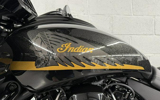 2026 Indian CHALLENGER DARK HORSE 112 W/ Powerband