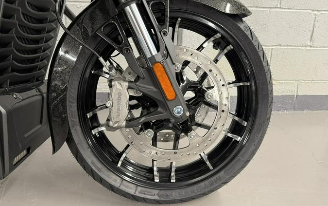 2026 Indian CHALLENGER DARK HORSE 112 W/ Powerband