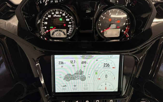2026 Indian CHALLENGER DARK HORSE 112 W/ Powerband