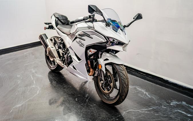 2025 Kawasaki Ninja® 500 ABS