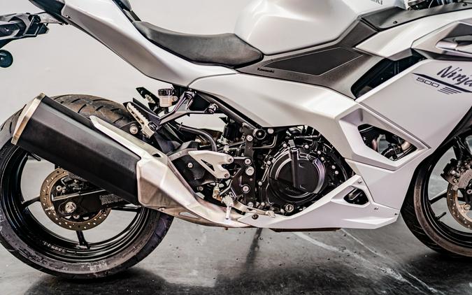 2025 Kawasaki Ninja® 500 ABS