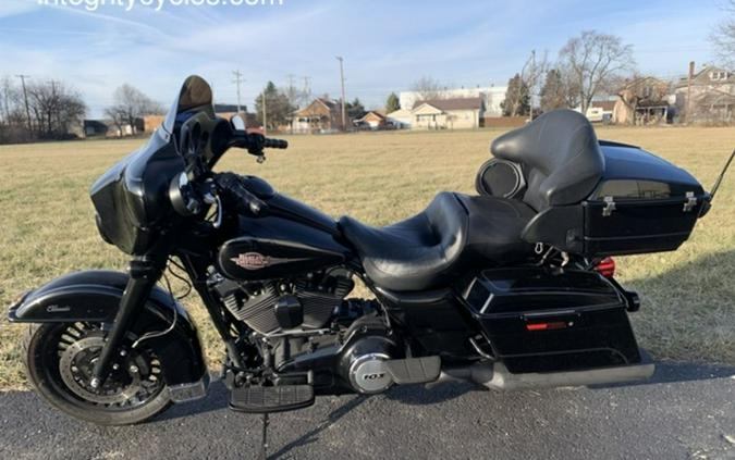 2012 Harley-Davidson® FLHTC - Electra Glide® Classic