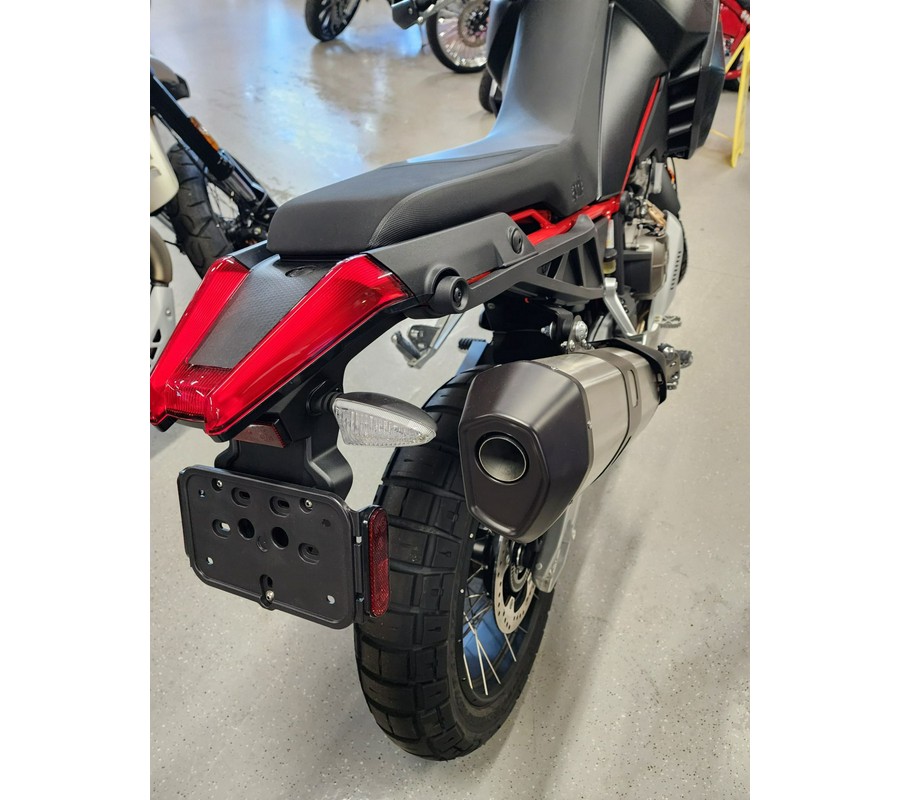 2024 Aprilia Tuareg 660