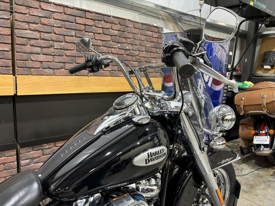 2022 Harley-Davidson® FLHCS - Heritage Classic 114