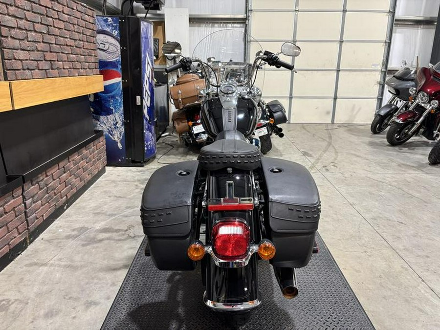 2022 Harley-Davidson® FLHCS - Heritage Classic 114