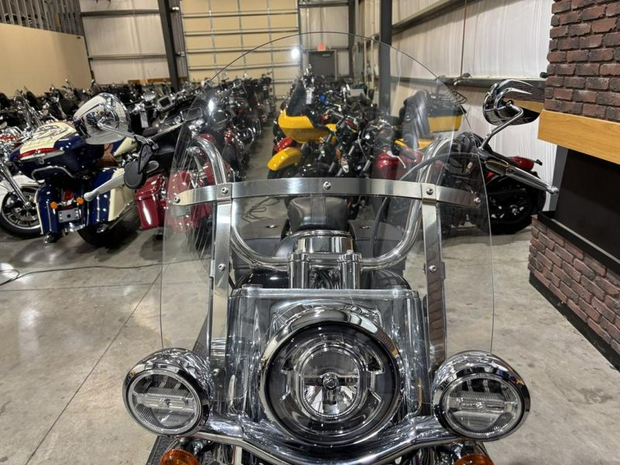 2022 Harley-Davidson® FLHCS - Heritage Classic 114