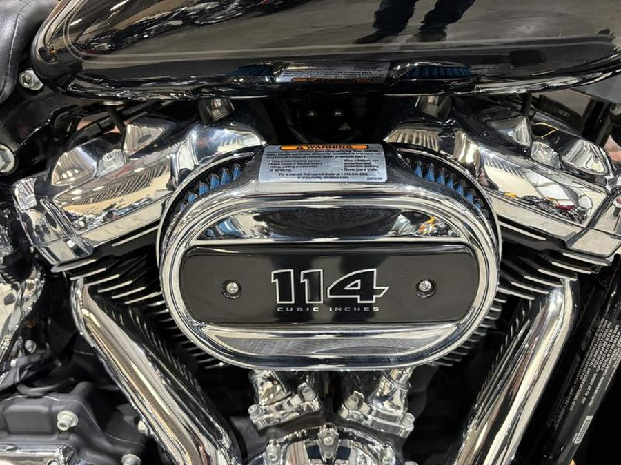 2022 Harley-Davidson® FLHCS - Heritage Classic 114