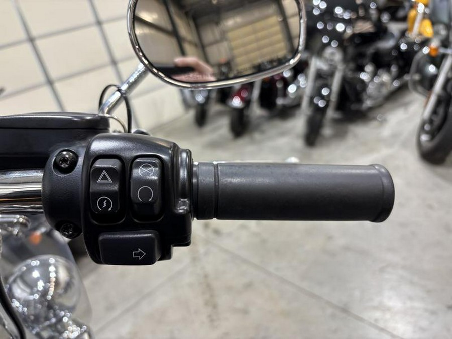 2022 Harley-Davidson® FLHCS - Heritage Classic 114