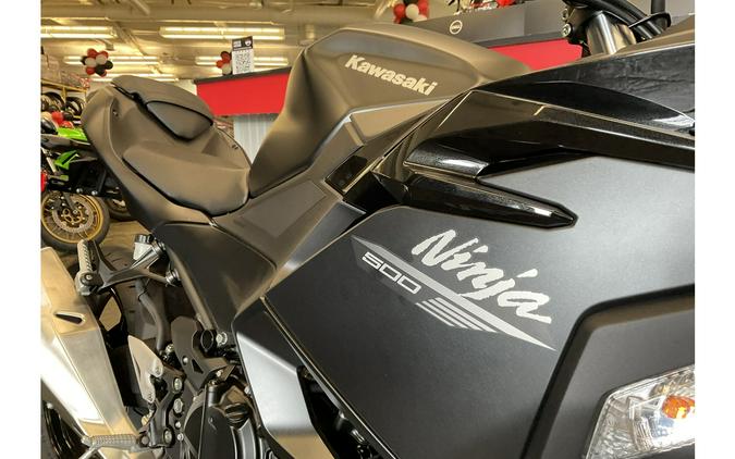 2026 Kawasaki Ninja® 500 ABS