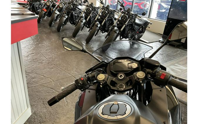 2026 Kawasaki Ninja® 500 ABS