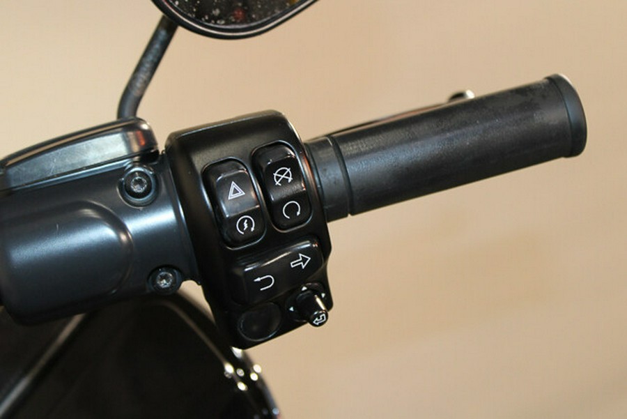 Used 2022 Harley-Davidson Road Glide ST Grand American Touring Motorcycle For Sale In Miami, Florida