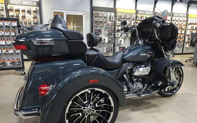 2025 Harley-Davidson® FLHTCUTG - Tri Glide® Ultra