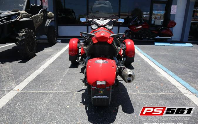 2009 Can-Am Spyder™ GS Roadster with SE5 Transmission (semi auto)