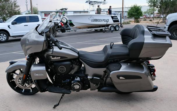 2025 INDIAN MOTORCYCLE ROADMASTER DARK HORSE