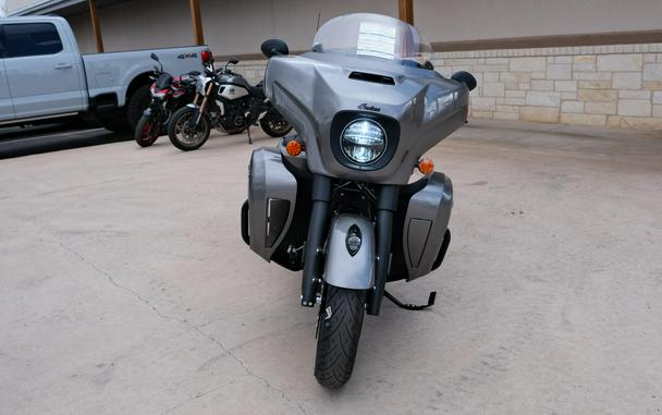 2025 INDIAN MOTORCYCLE ROADMASTER DARK HORSE