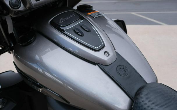 2025 INDIAN MOTORCYCLE ROADMASTER DARK HORSE