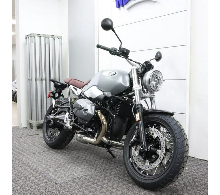 2023 BMW R nineT Scrambler Granite Gray Metallic