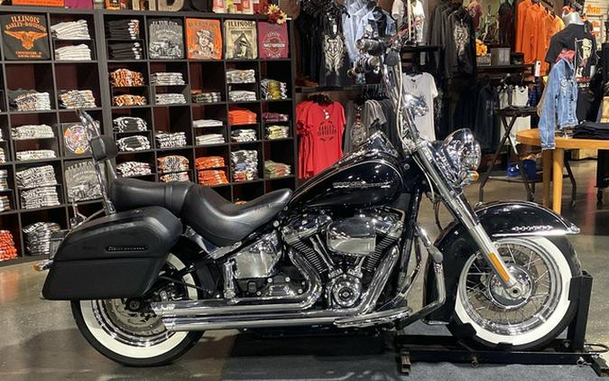 2018 Harley-Davidson Softail FLDE - Deluxe