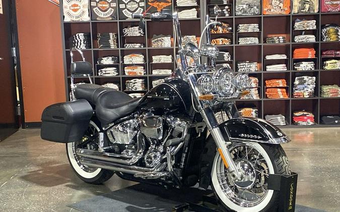 2018 Harley-Davidson Softail FLDE - Deluxe