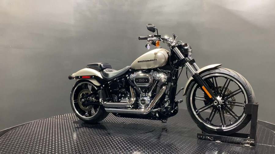 2018 Harley-Davidson® FXBRS - Softail® Breakout® 114