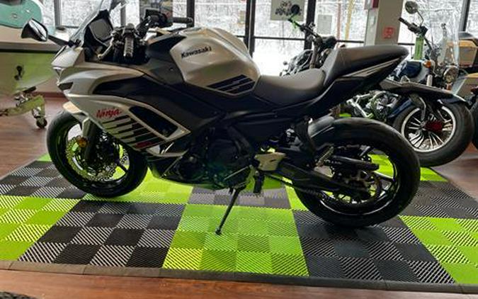 2026 Kawasaki Ninja® 650 ABS