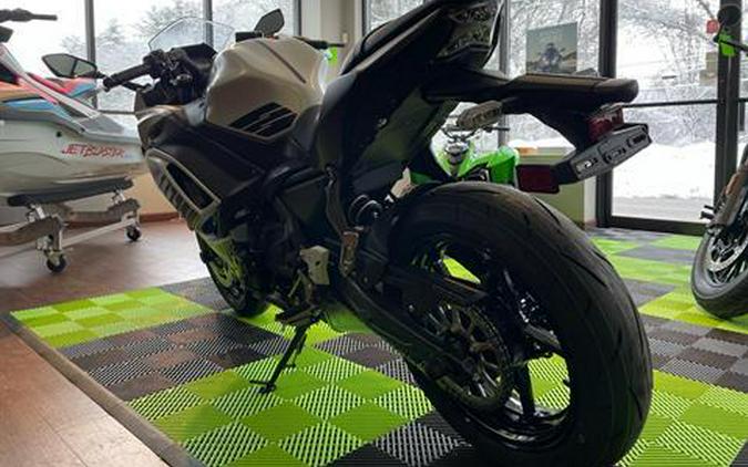 2026 Kawasaki Ninja® 650 ABS
