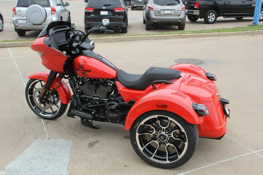 2026 Harley-Davidson Road Glide 3 Blood Orange