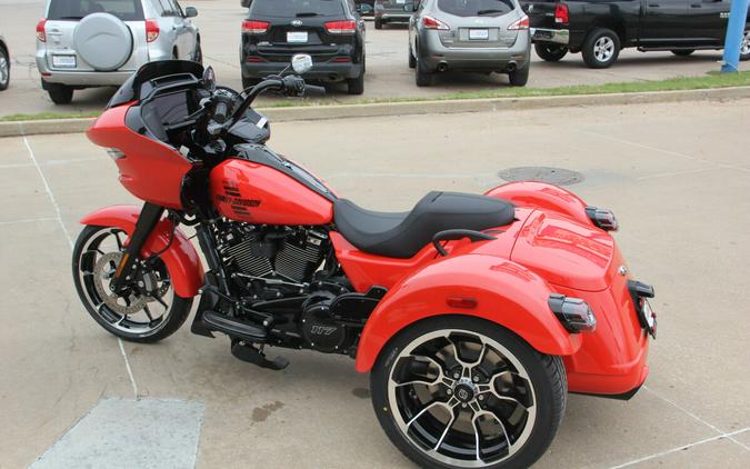 2026 Harley-Davidson Road Glide 3 Blood Orange