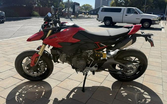 2027 Ducati Hypermotard V2 Ducati Red