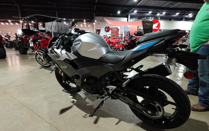 2027 Kawasaki NINJA® 500 ABS